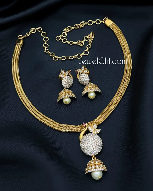White_Colour_Matte_Finish_Temple_Necklace_Set
