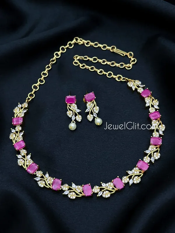 Stunning_Flower_Design_Ad_Necklace_With_Back_Chain