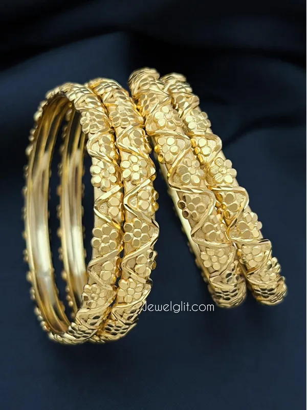 Gold_Colour_Traditional_Microplated_Forming_Bangle