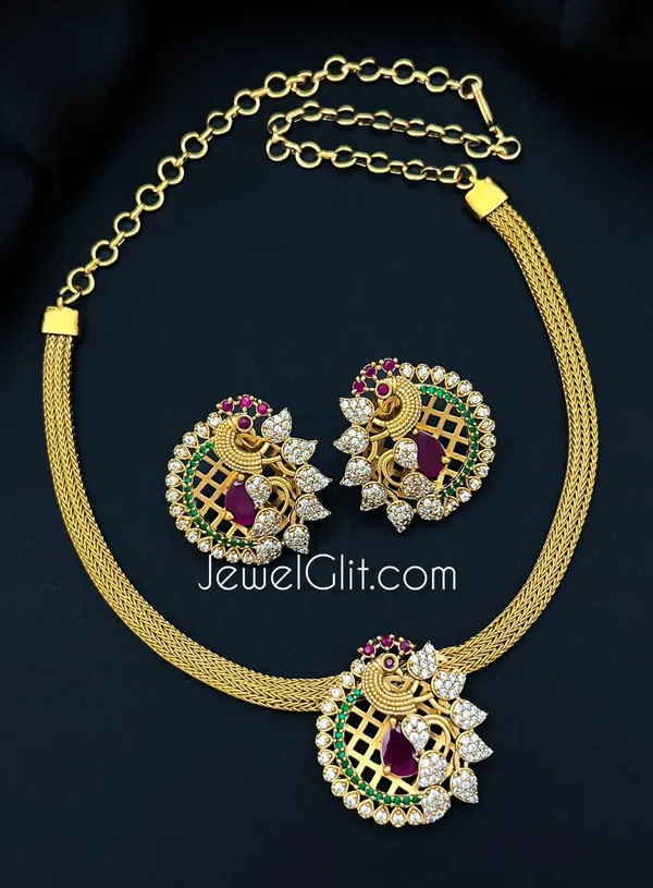 Handcrafted_Peacock_Design_Bigboss_Choker