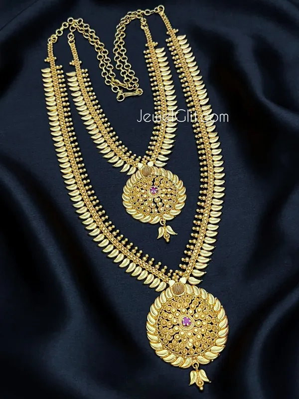 Gold_Look_Alike_Stylish_Round_Pendant_Set