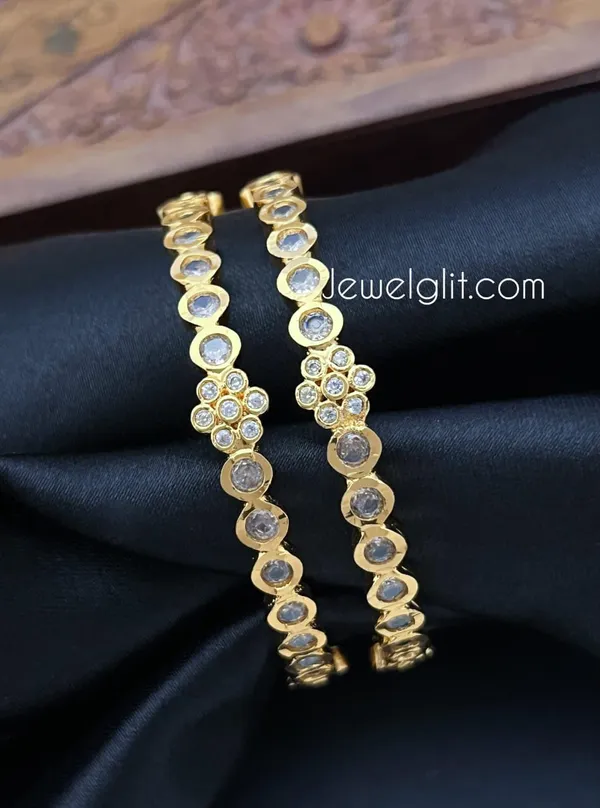 Unique_Impon_Flower_Bangle