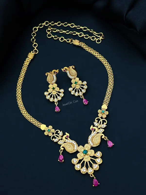Trendy_New_Variety_Peacock_Necklace