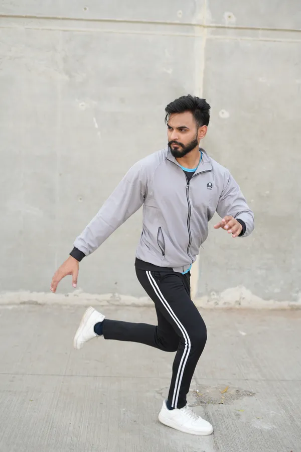 Lite_Grey_Nylon_Solid_All_Season_Windcheater