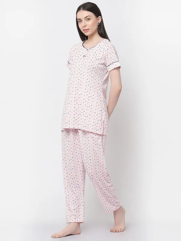 Pink_Floral_Print_Cotton_Blend_Night_Suit_Set