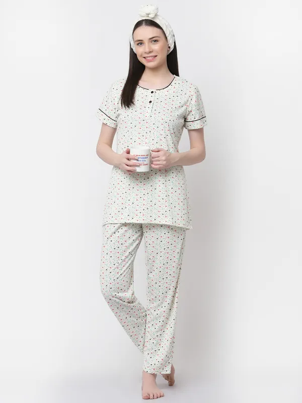 White_Floral_Print_Cotton_Blend_Night_Suit_Set