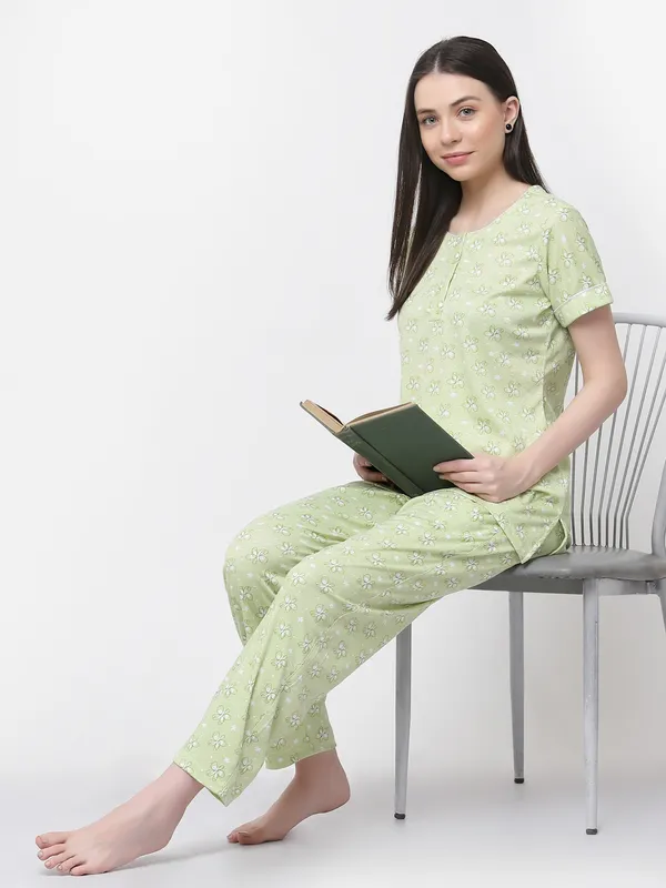 Light_Green_Printed__Cotton_Blend_Night_Suit_Set