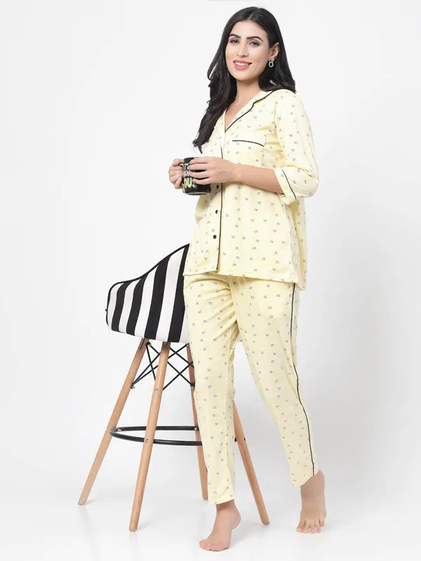 Yellow_Printed__Cotton_Blend_Shirt_&_Pyjama_set