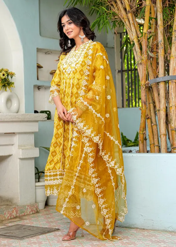 Womens_Anarkali_Kurta_Pant_Dupatta_Set