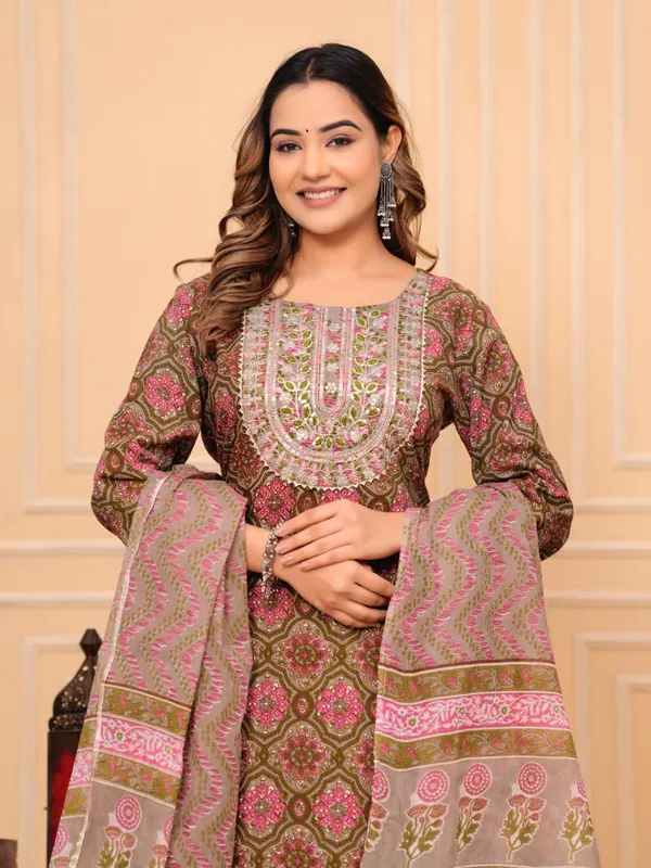Grey_Pure_Cotton_Kurta_Pant_And_Dupatta_Set_For_Women