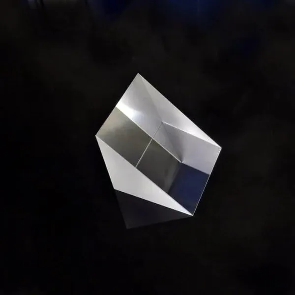1_Pc_50_x_50mm_Right_Angle_Glass_Prism_for_School_Science_Experiments,_Lab,_Optical_Accuracy,_Photography_etc