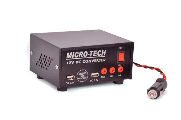 Car_Inverter_200_Watt_Mini_Car_Inverter_DC_to_AC_Converter_12v_with_Two_AC_Outputs_and_Two_USB_Ports