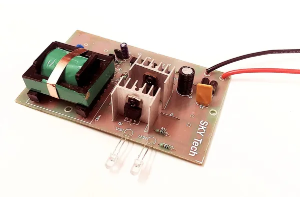 DC_to_AC_Converter_12v_to_220v_Converter_Inverter_Dc_to_Ac_Mini_Inverter_Mother_Board_100_Watt_SMPS_Based