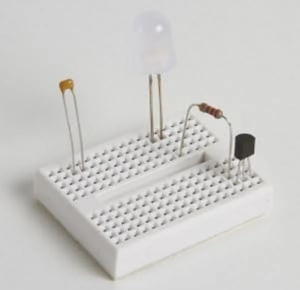 Small_Size_Bread_board_170_Tie_Points_Solderless_Small_Universal_Bread_Board_for_Science_Project,_Robotic_projects,_Diy_Kit_etc.
