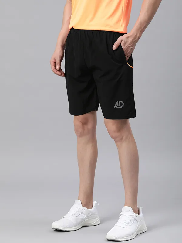 Black_Shorts_For_Men