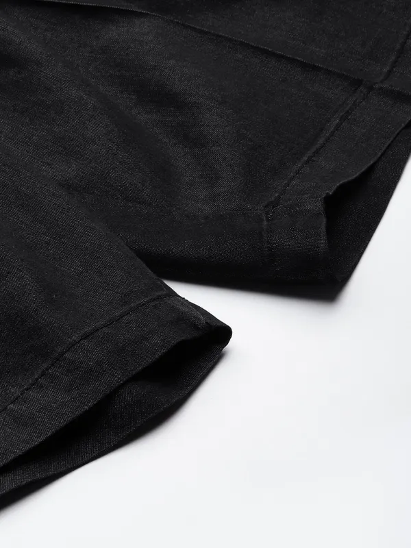 Flat-Front_Cargo_Shorts_with_Elasticated_Waist_for_Men