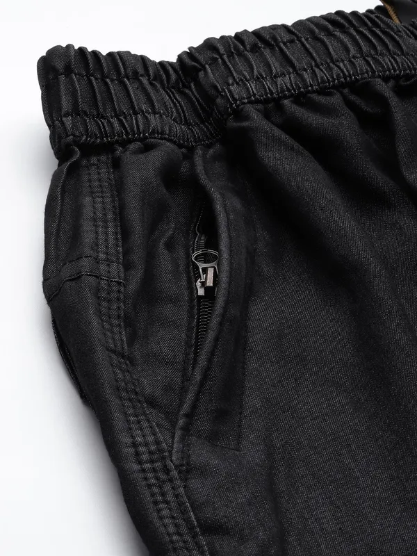 Flat-Front_Cargo_Shorts_with_Elasticated_Waist_for_Men