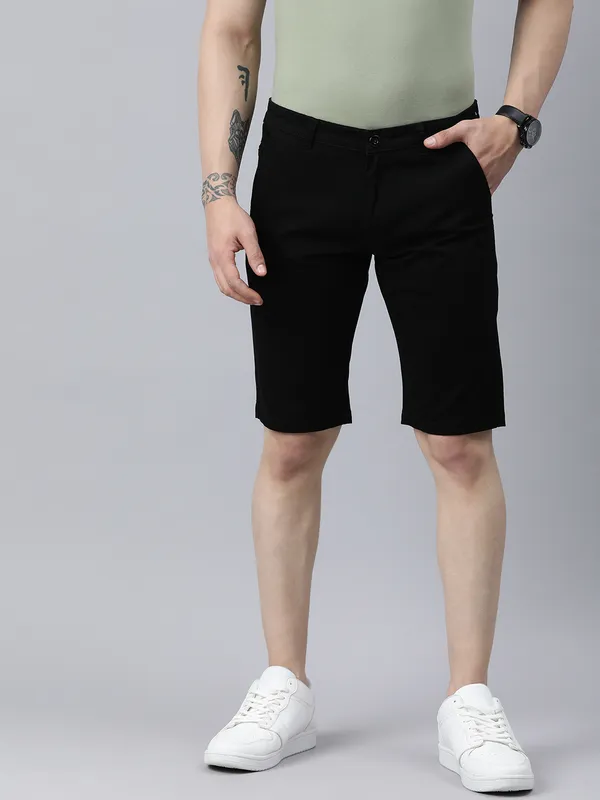 Black_Shorts_For_Mens