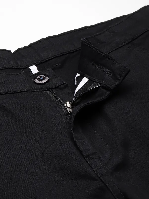 Black_Shorts_For_Mens