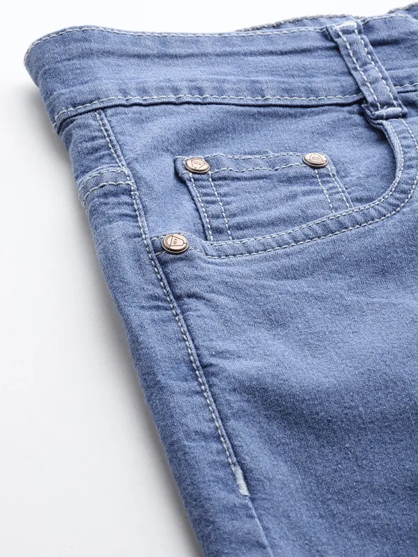 Light_Blue_Jeans_For_Women