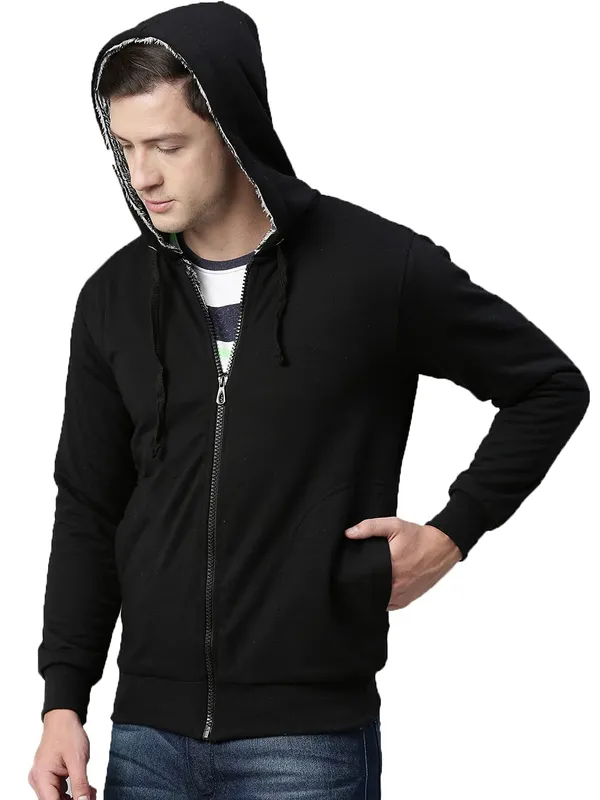 Black_Hoodie_For_Men