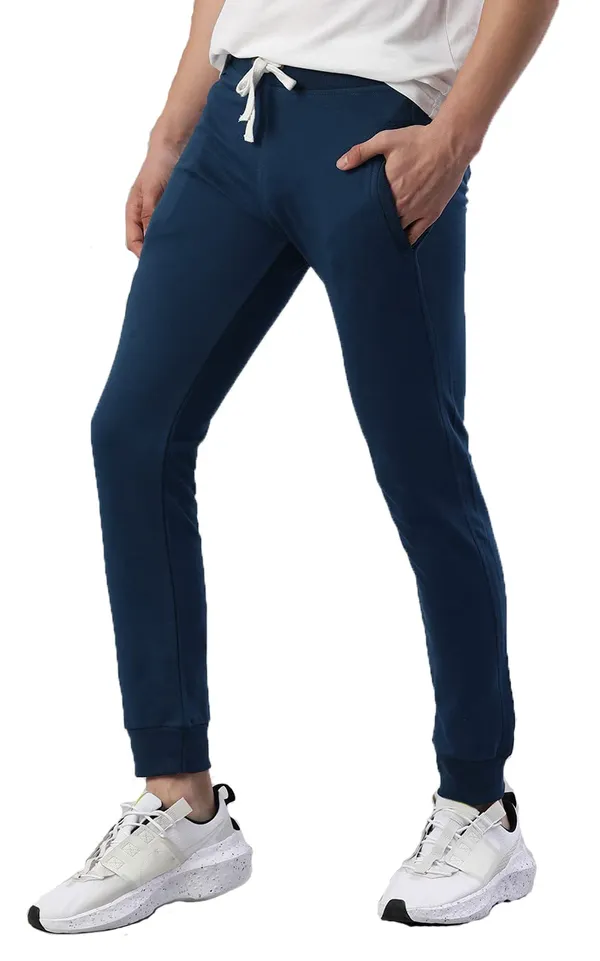 Mid-Rise_Joggers_with_Drawstring_Waist_for_Men
