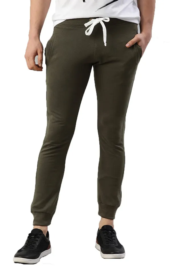 Mid-Rise_Joggers_with_Drawstring_Waist_for_Men