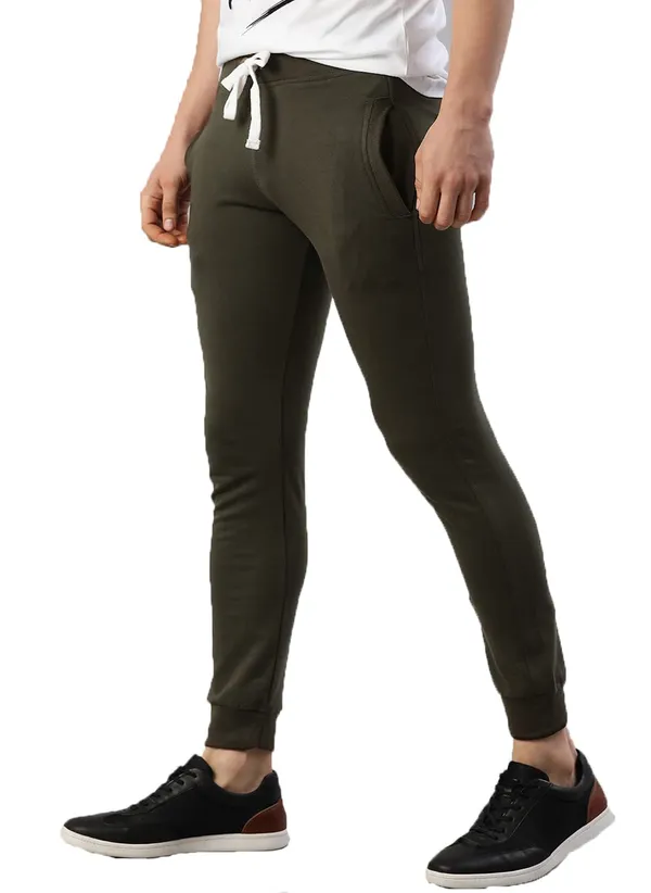 Mid-Rise_Joggers_with_Drawstring_Waist_for_Men