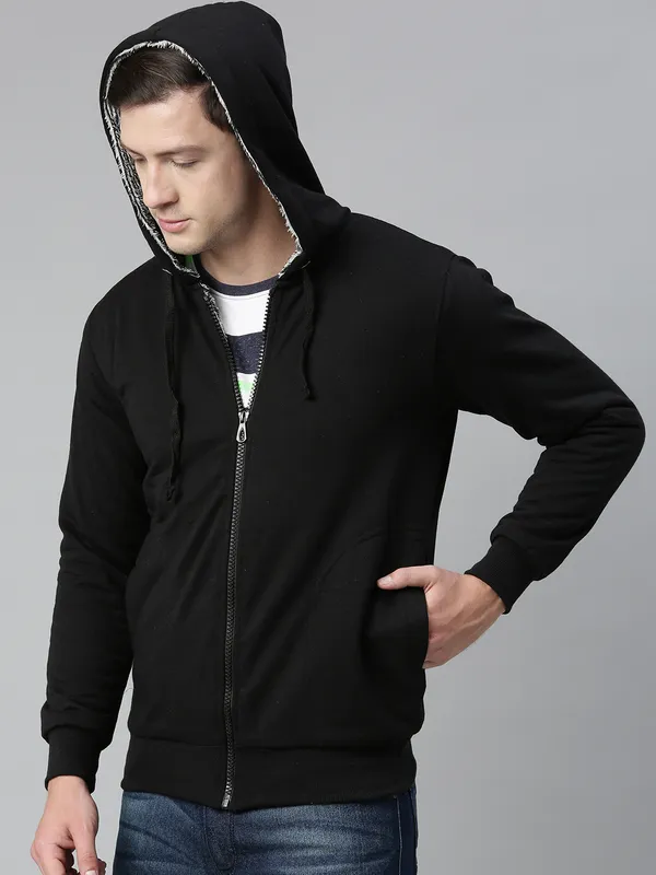 Black_Hoodie_For_Mens