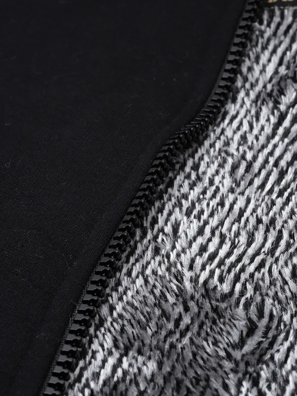 Black_Hoodie_For_Mens