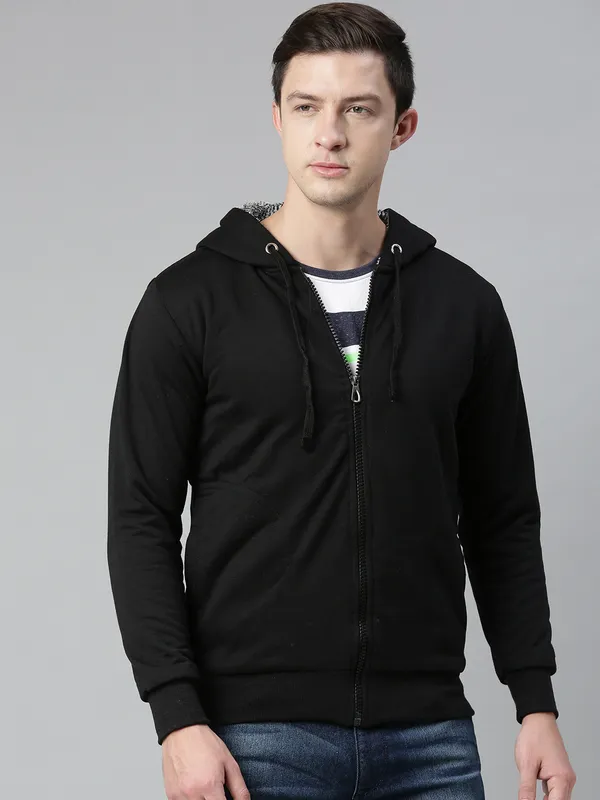 Black_Hoodie_For_Mens