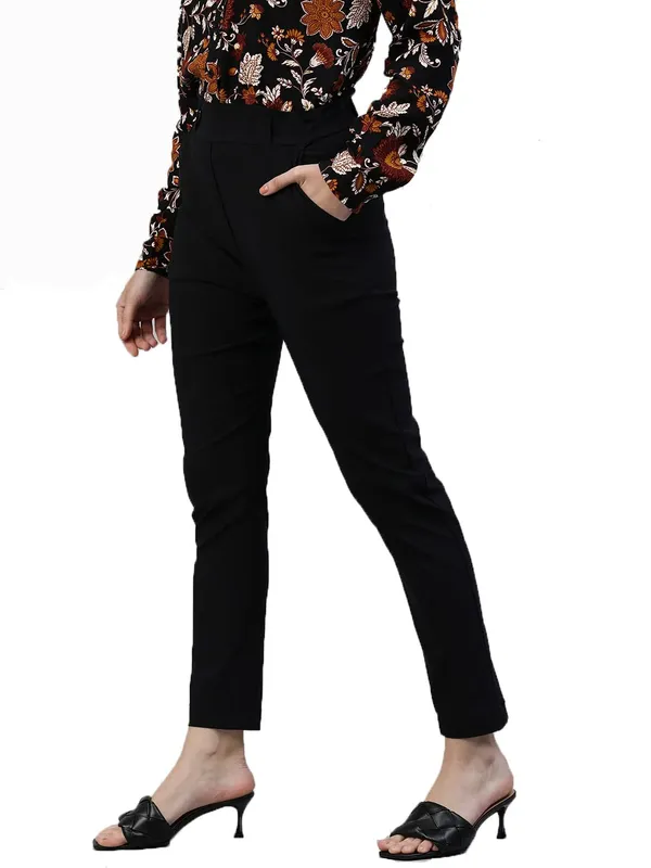 Black_Pant_For_Women