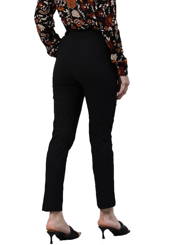 Black_Pant_For_Women