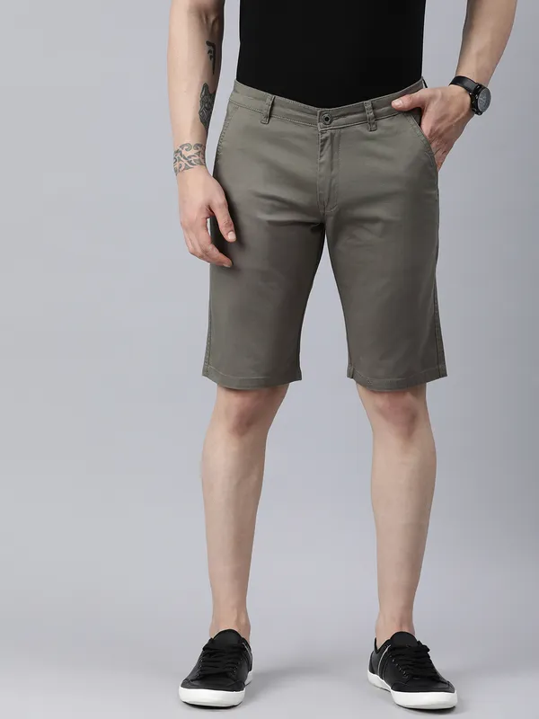 Dark_Cream_Shorts_For_Mens