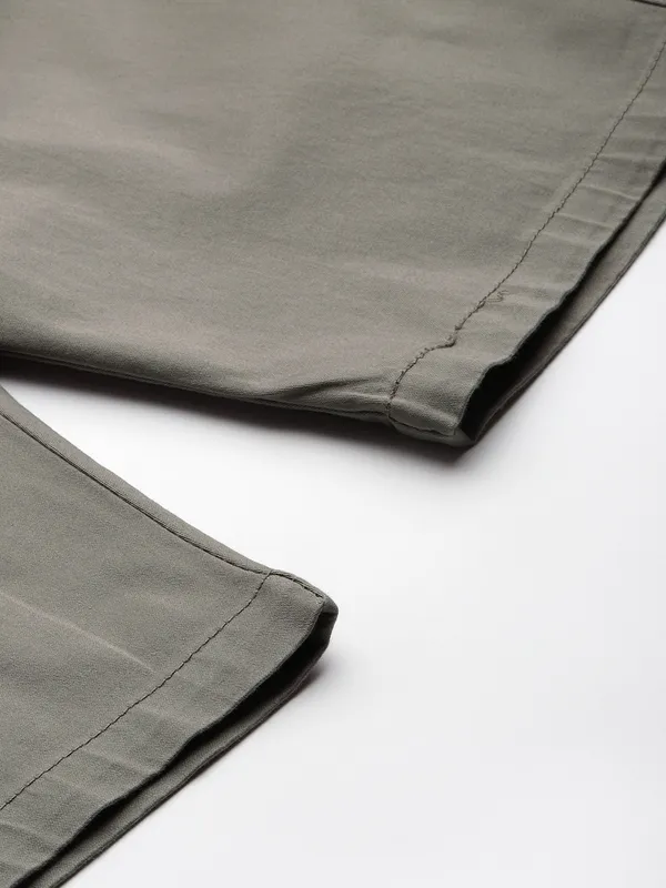 Dark_Cream_Shorts_For_Mens
