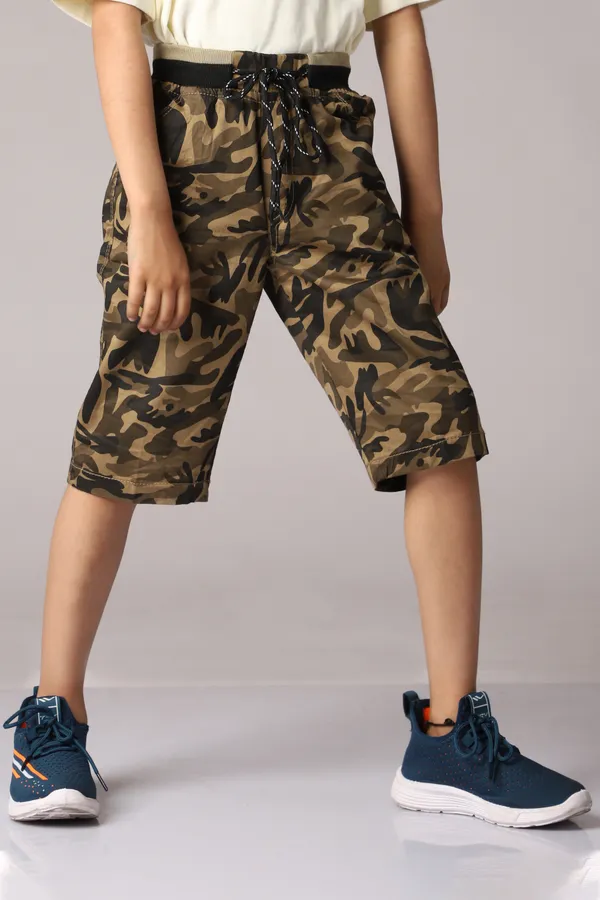 Stylish_Stretchable_Solid_Shorts_For_Men_|_Beige