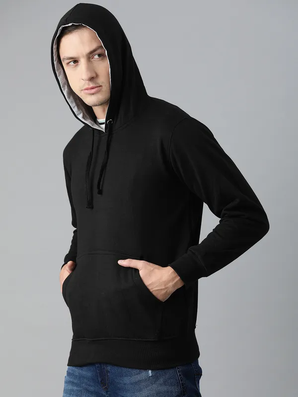 Black_Hoodie_For_Men