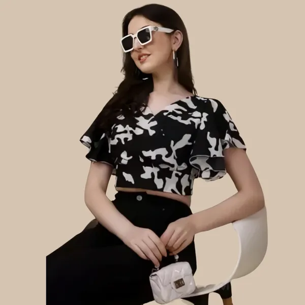 Black_Crepe_Floral_Pattern_Trendy_V-Neck_Crop_Tops