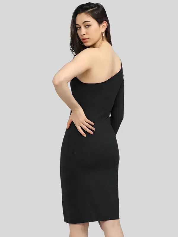 Black_Polyester_Blend_One_Shoulder_Solid_Bodycon_Dress