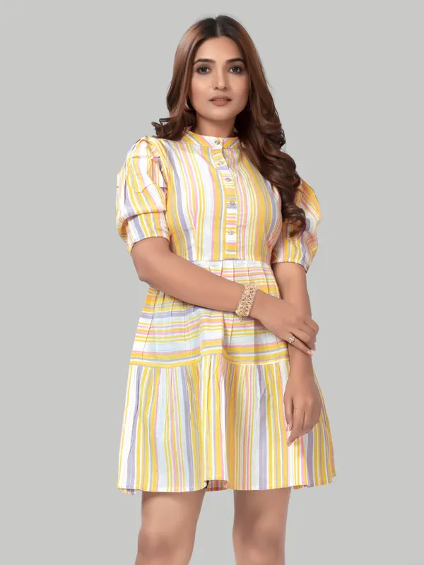 Light_Yellow_Cotton_Stripe_Pattern_Trendy_Puff_Sleeve_Dresses
