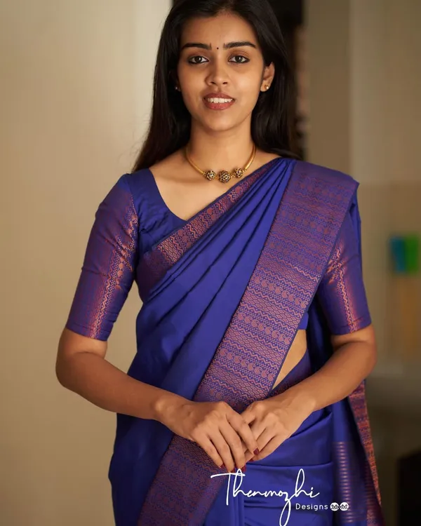Woven_Kanjivaram_,_Banarasi_Jacquard_Saree