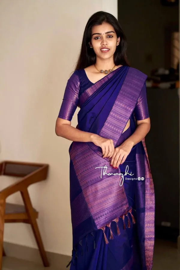 Woven_Kanjivaram_,_Banarasi_Jacquard_Saree