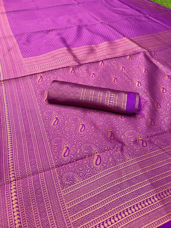 Woven_Kanjivaram_,_Banarasi_Jacquard_Saree