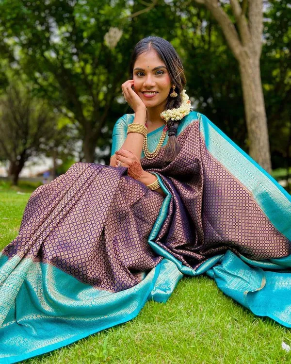 Woven_Kanjivaram_,_Banarasi_Jacquard_Saree