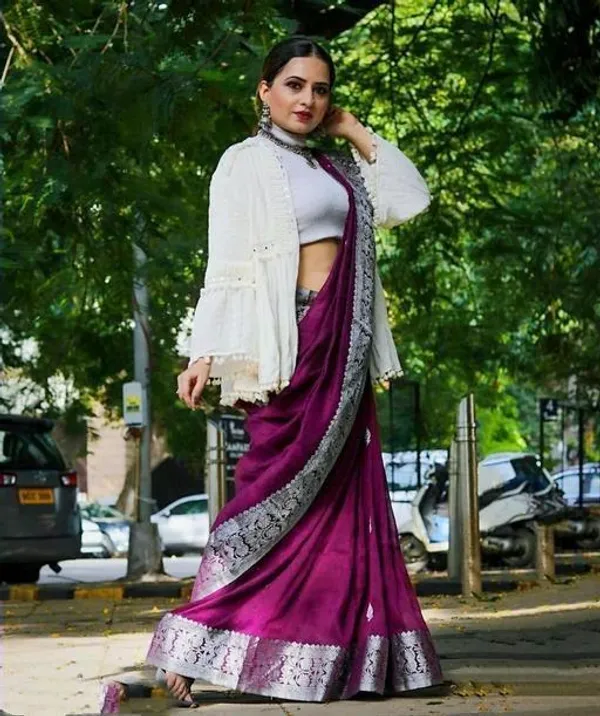 Woven_Kanjivaram_,_Banarasi_Jacquard_Saree