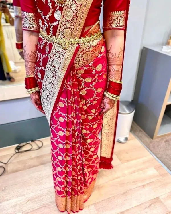 Woven_Kanjivaram_,_Banarasi_Jacquard_Saree