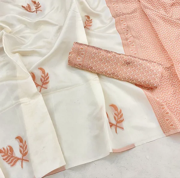 Woven_Kanjivaram_,_Banarasi_Jacquard_Saree