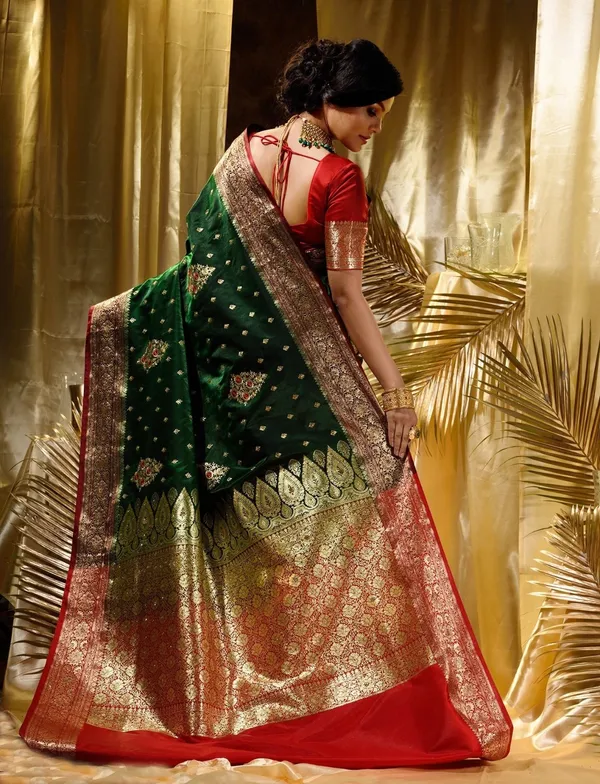 Woven_Kanjivaram_,_Banarasi_Jacquard_Saree