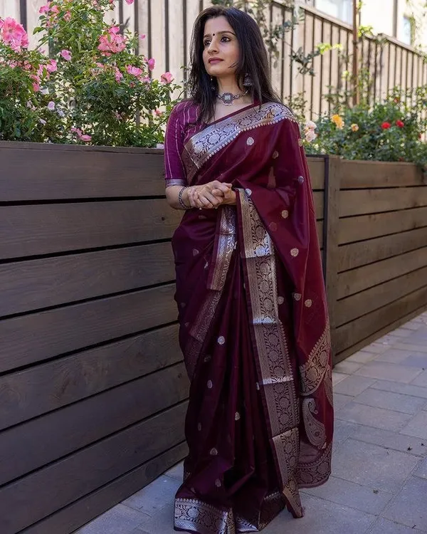 Floral_Print_Kanjivaram_Jacquard,_Cotton_Silk_Saree