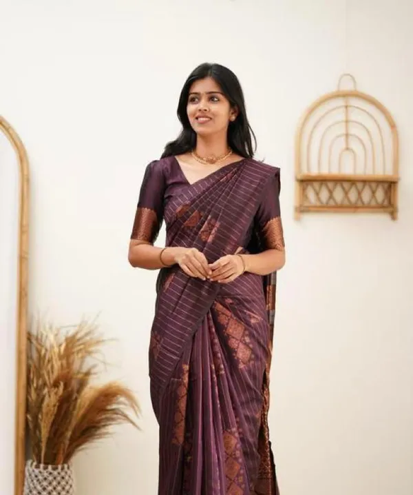 Woven_Kanjivaram_,_Banarasi_Jacquard_Saree